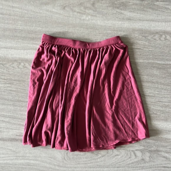 URBAN OUTFITTERS FLOWY SKIRT - Picture 3 of 3